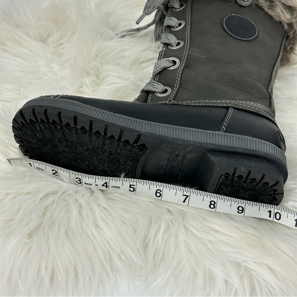 London Fog LFW-Melton winter boot with faux fur trim - Picture 10 of 11